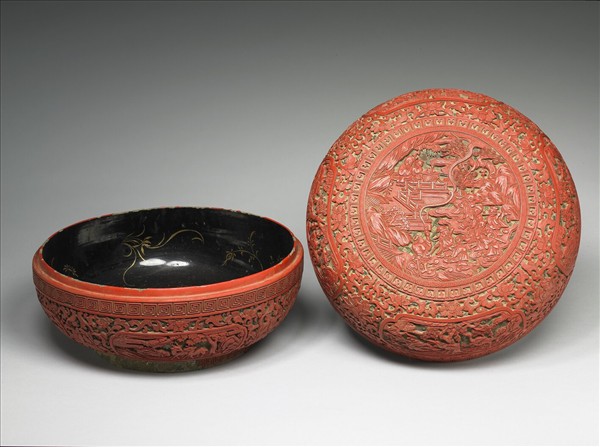 剔彩八仙慶壽捧盒