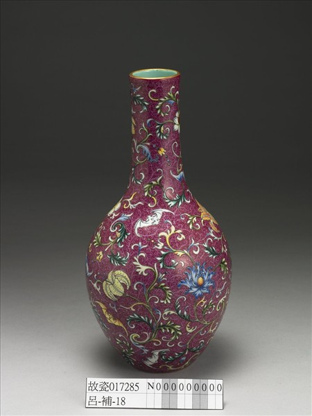 磁胎洋彩紅地錦上添花膽瓶