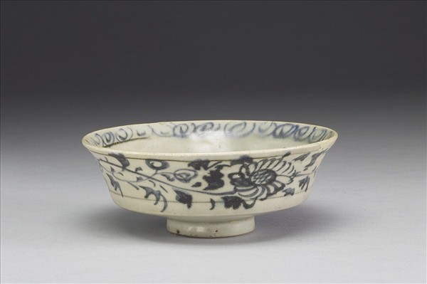 青花印花壽字花卉紋碗