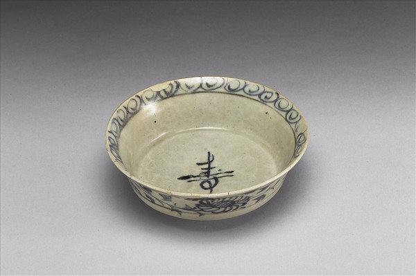 青花印花壽字花卉紋碗