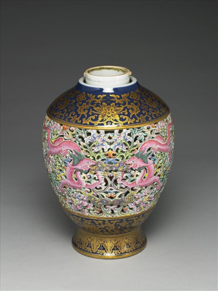 洋彩玲瓏轉旋瓶