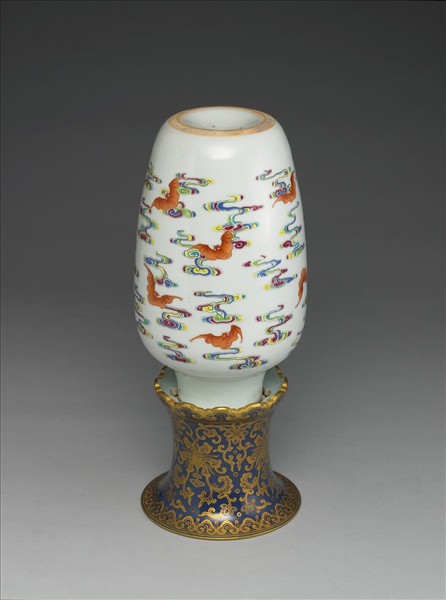 洋彩玲瓏轉旋瓶