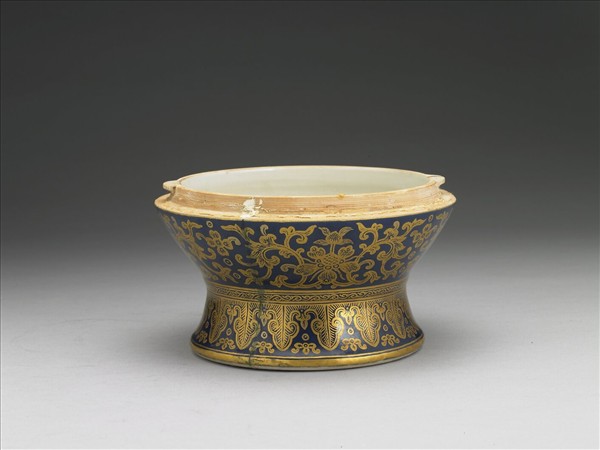 洋彩玲瓏轉旋瓶