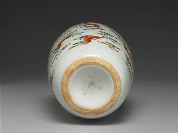 洋彩玲瓏轉旋瓶