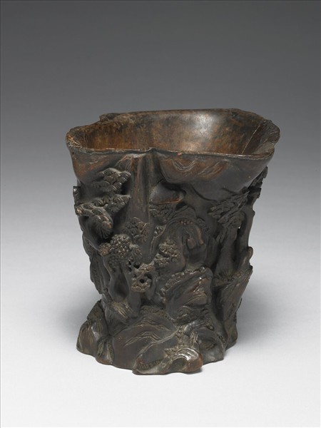 沉香木雕山水筆筒