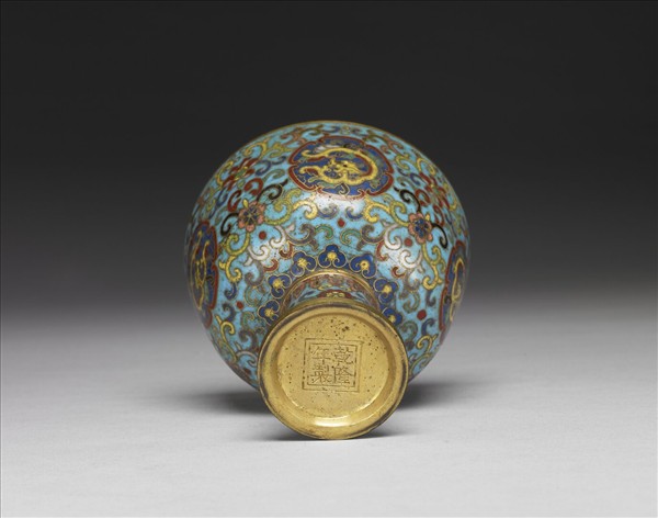 掐絲琺瑯高足杯