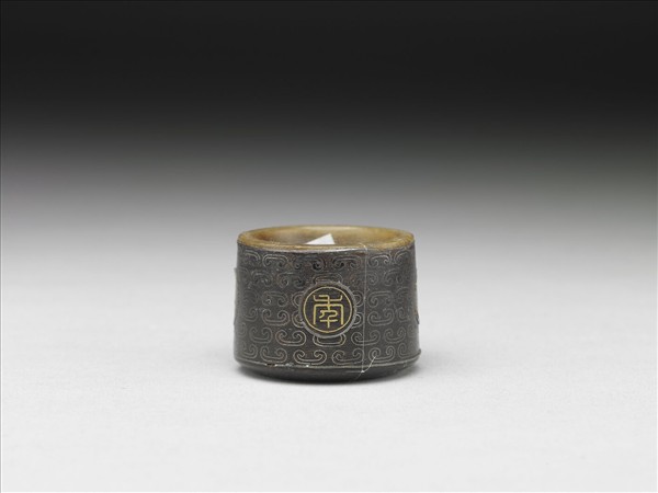 犀角嵌金銀絲扳指