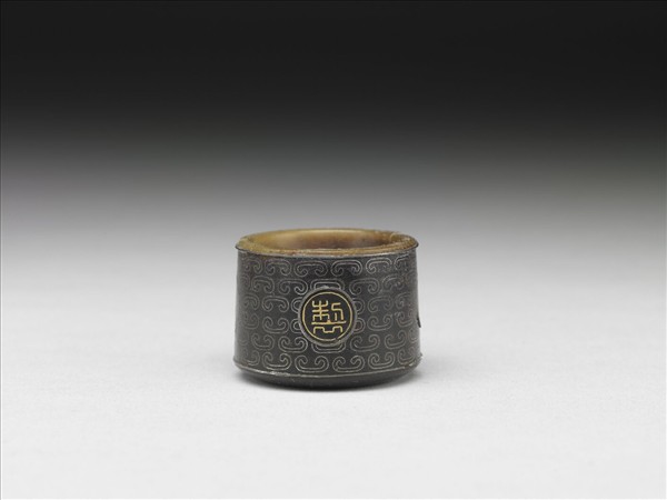 犀角嵌金銀絲扳指