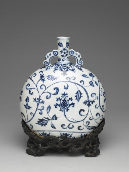 青花番蓮紋扁壺