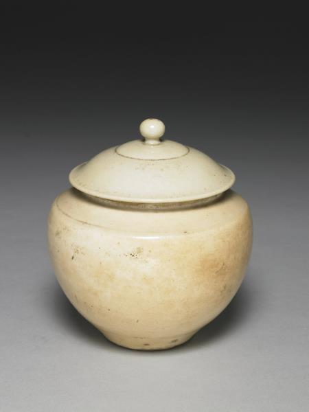 白瓷蓋罐