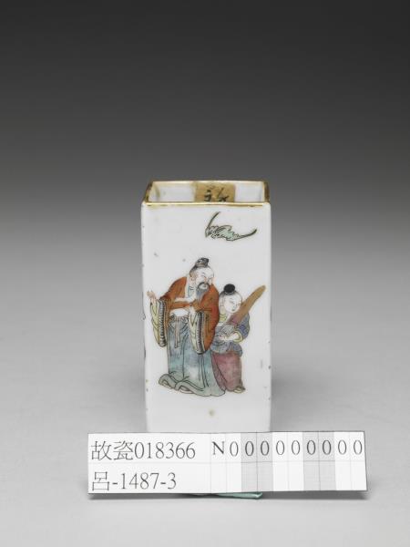 五彩人物圖四方筒