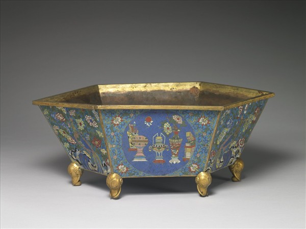 掐絲琺瑯花鳥博古圖盆