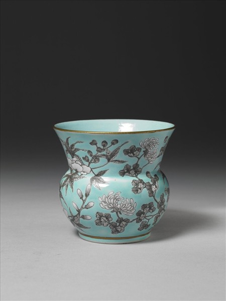 粉彩綠地花鳥渣斗