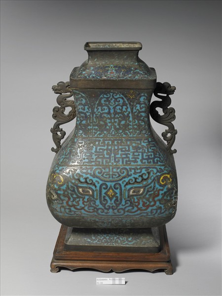 掐絲琺瑯獸面紋龍耳壺