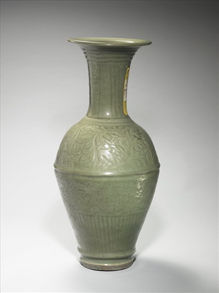 龍泉窯 青瓷劃花花卉紋鳳尾瓶