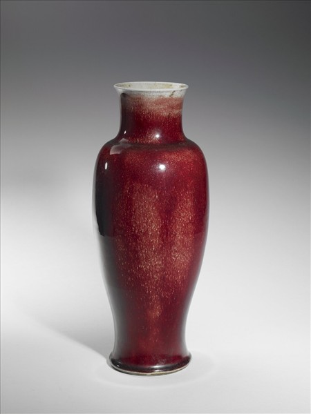 紅釉觀音瓶
