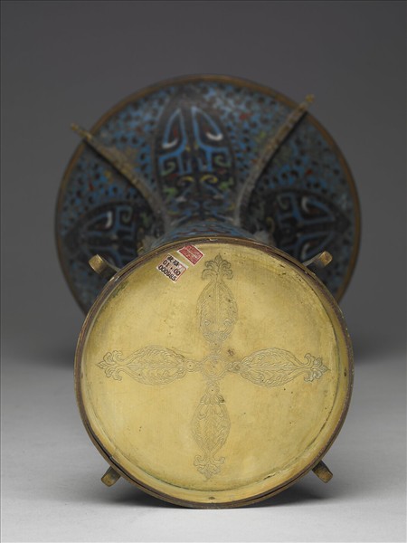 掐絲琺瑯獸面紋觚