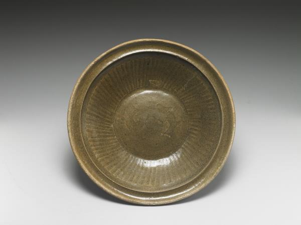 泰國 十四至十五世紀 青瓷印花雙魚盤