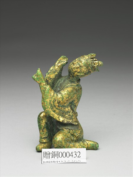 韓國 朝鮮時代 十四－十九世紀 銅鎏金人物跪坐像