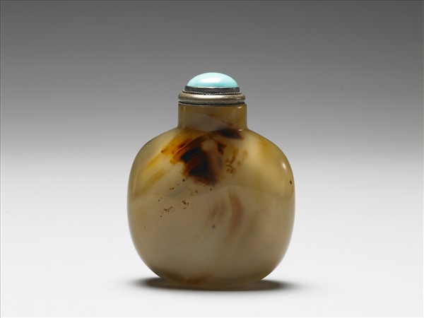 瑪瑙巧雕鼻煙壺