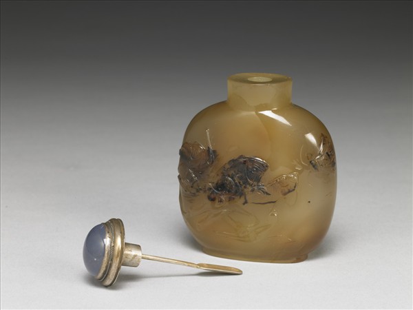 瑪瑙巧雕鼻煙壺