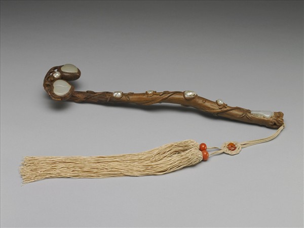 沉香木鑲珠玉如意