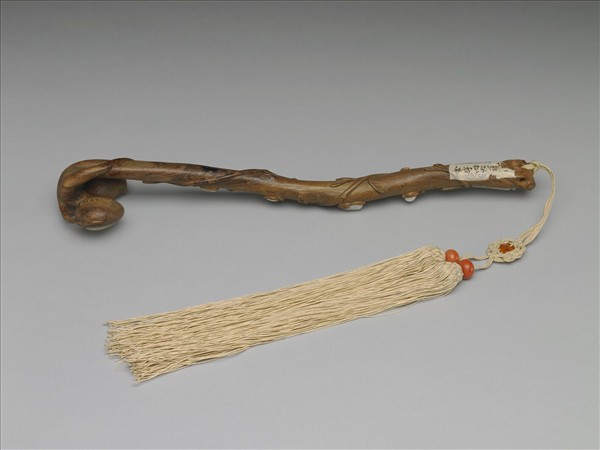 沉香木鑲珠玉如意