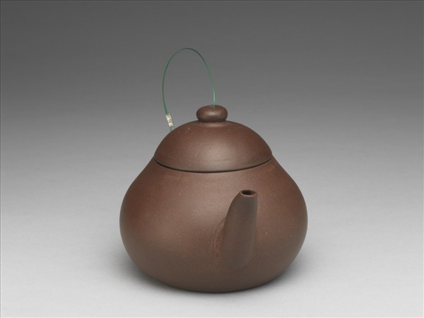 花卉款梨形紫砂壺