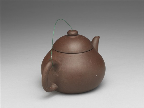 花卉款梨形紫砂壺