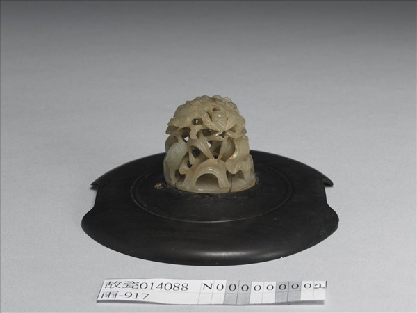 汀渚鷺鷥紋玉頂