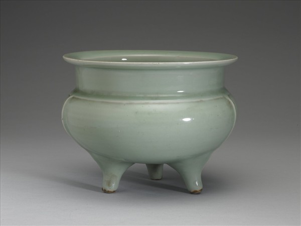 龍泉窯 青瓷鬲式爐