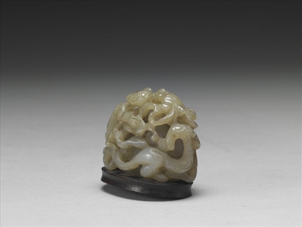 螭虎啣芝紋玉頂