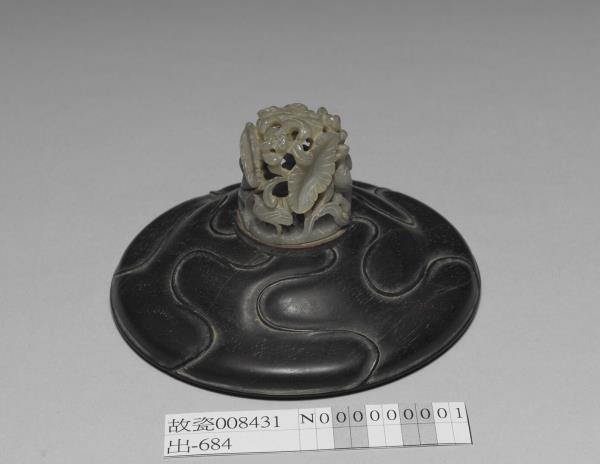 汀渚鷺鷥紋玉頂