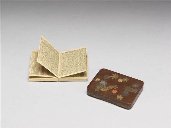 楓蒔繪方盒
