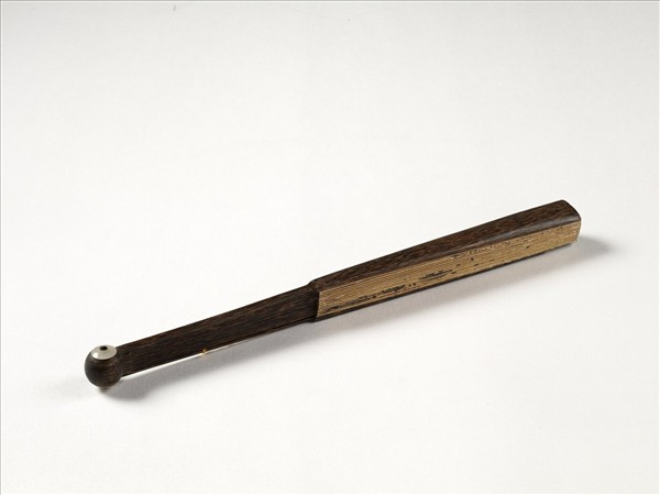 明潘之復書昭代名公宮詞等清乾隆畫水墨梅花　成扇　明潘之復書昭代名公宮詞等