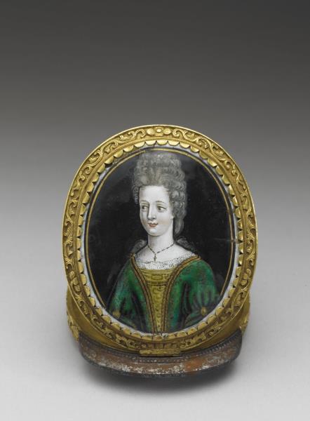 銅鍍金胎嵌西洋畫琺瑯人物火鐮盒