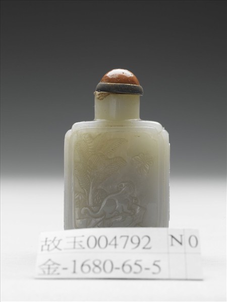 玉耄耋長春方壺鼻煙壺