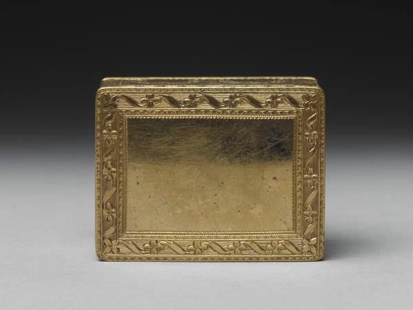 鍍金雕花嵌瑪瑙鼻煙盒