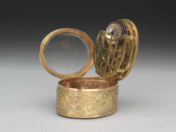 雕金機械自動音樂鼻煙盒