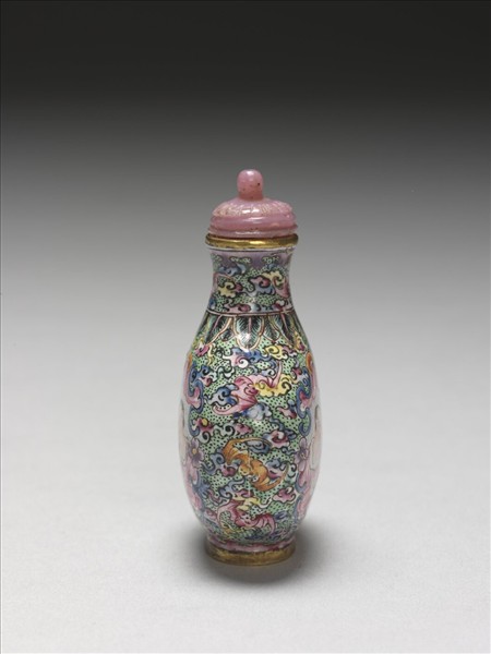 銅胎畫琺瑯西洋人物圖鼻煙壺