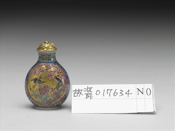 玻璃胎畫琺瑯花鳥紋鼻煙壺