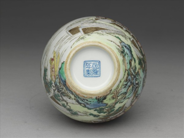 琺瑯彩龍舟圖膽瓶