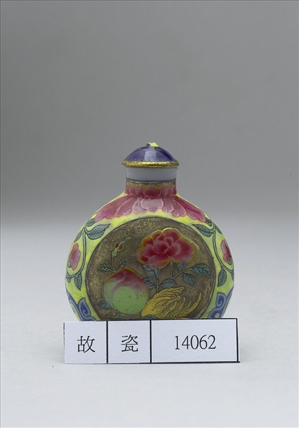 玻璃胎畫琺瑯福壽如意鼻煙壺