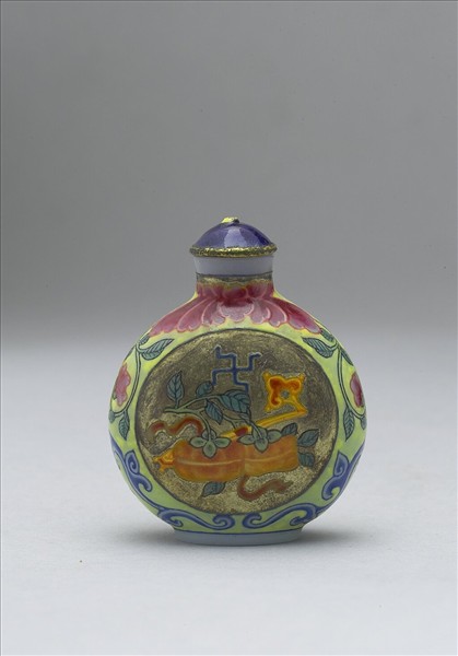 玻璃胎畫琺瑯福壽如意鼻煙壺