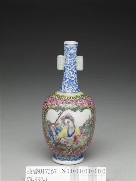 琺瑯彩錦地開光西洋人物貫耳瓶