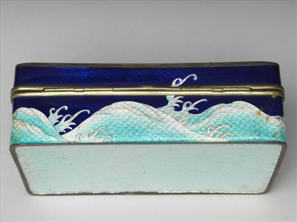 銅鍍金內填琺瑯琵琶式懷錶