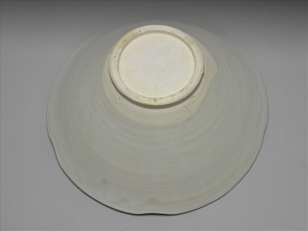 邢窯 白瓷葵口碗