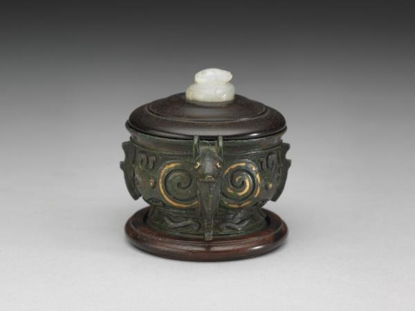 嵌金銀蝸身獸紋簋