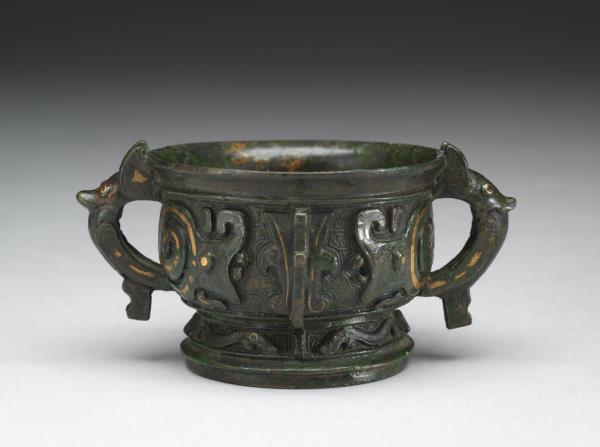 嵌金銀蝸身獸紋簋