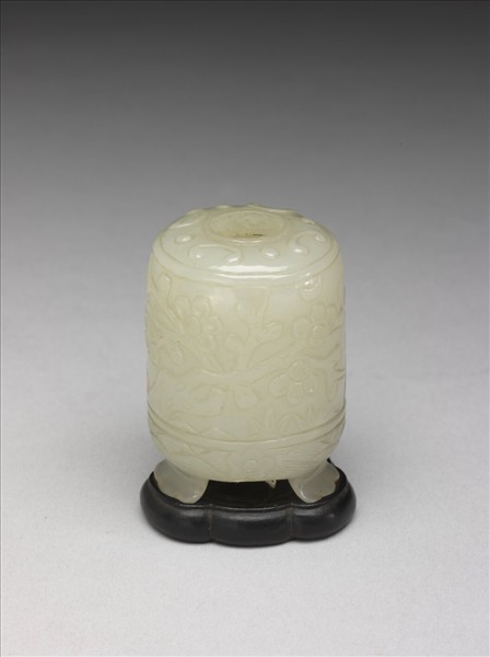 玉梅花三足水盛